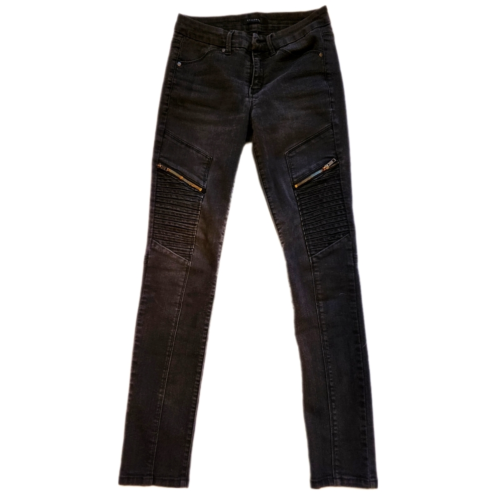Metaphor Size 4 woman's straight leg jeans with edgy seams and zip pockets black